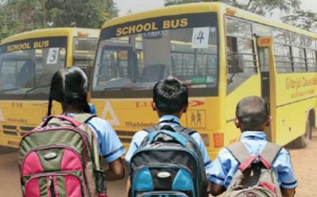 സ്കൂൾ തുറക്കു
ന്നതിനു മുന്നോടിയായി ജില്ലയിൽ സ്കൂൾ വാഹനങ്ങളുടെ
സുരക്ഷാ പരിശോധനയ്ക്കു തുടക്കമായി