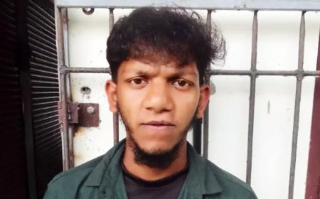 മരത്തിൽ കയറി ആത്മഹത്യാ ഭീഷണി മുഴക്കിയ ആദിവാസി യുവാവിനെ താഴെയിറക്കി