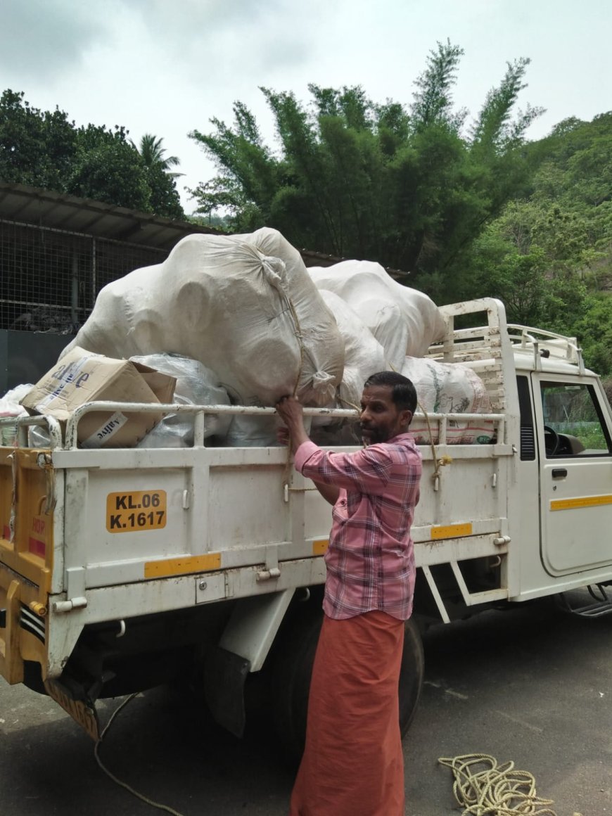 നിരോധിത പ്ലാസ്റ്റിക്  ഉത്പന്നങ്ങള്‍ പിടികൂടി