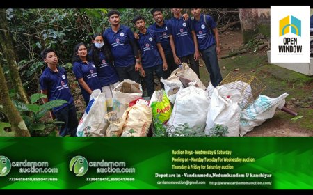 മാലിന്യ ശേഖരണത്തിന്റെ നല്ല പാഠവുമായി എം.ഇ.എസ് സ്കൂൾ വിദ്യാർഥികൾ