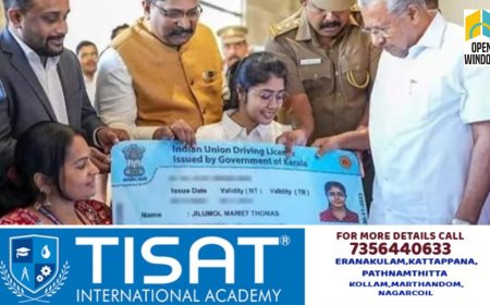 ഇരു കൈകളുമില്ലാതെ വാഹനമോടിക്കുന്ന ആദ്യ ഏഷ്യക്കാരിയായി  ഇടുക്കിയുടെ ജിലുമോൾ.ലൈസൻസ് ഏറ്റുവാങ്ങിയത് മുഖ്യമന്ത്രിയിൽ നിന്ന്