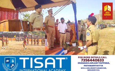 ഇടുക്കി പൈനാവ് എം ആർ എസ്  അങ്കണത്തിൽ സ്റ്റുഡൻസ് പോലീസ് കേഡറ്റ് വിദ്യാർത്ഥികളുടെ പാസിംഗ് ഔട്ട് പരേഡ് നടന്നു. ഇടുക്കി ജില്ലാ പോലീസ് മേധാവി  ടി കെ വിഷ്ണു പ്രദീപ് ഐപിഎസ് സല്യൂട്ട് സ്വീകരിച്ച് സന്ദേശം നൽകി