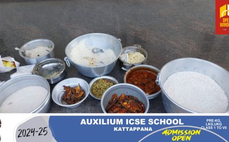 കട്ടപ്പന നഗരസഭാ ആരോഗ്യ വിഭാഗത്തിൻ്റെ ഹോട്ടൽ റെയ്ഡ് പ്രഹസനം; ഹോട്ടലുകളുടെ പേര് വെളിപ്പെടുത്താതെ ഒത്തുകളി