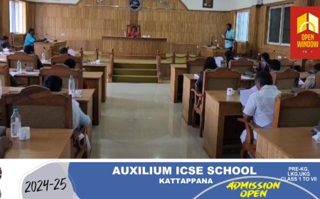 കട്ടപ്പന നഗരസഭാ പരിധിയിൽ തെരുവ് കച്ചവടം നടത്തുന്നവർക്ക് പ്രത്യേക ഇടവും ലൈസൻസും നൽകാൻ നഗരസഭാ കൗൺസിൽ യോഗം തീരുമാനിച്ചു