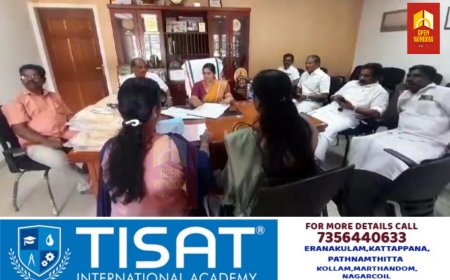 കട്ടപ്പന നഗരസഭയിൽ വയോജനങ്ങൾക്ക് കമ്പിളിവിതരണം നടത്തി. നഗരസഭാ ചെയർപേഴ്സൺ ബീന ടോമി വിതരണോത്ഘാടനം നിർവ്വഹിച്ചു