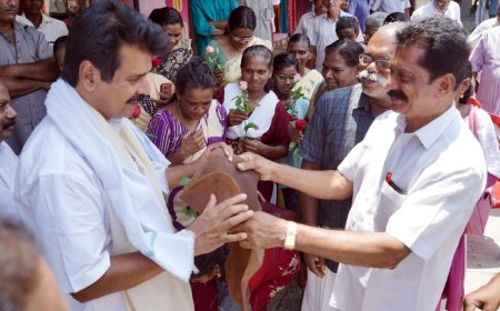 എല്‍ഡിഎഫ് സ്ഥാനാര്‍ഥി അഡ്വ. ജോയ്സ് ജോര്‍ജിന്‍റെ തൊടുപുഴ നിയോജക മണ്ഡലത്തിലെ സ്വീകരണ പര്യടനം ജനപങ്കാളിത്തംകൊണ്ട് ആവേശമായി