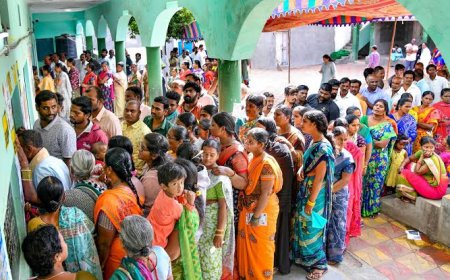 വോട്ട് ചെയ്താൽ കളക്ടറുടെ സമ്മാനം നേടാം