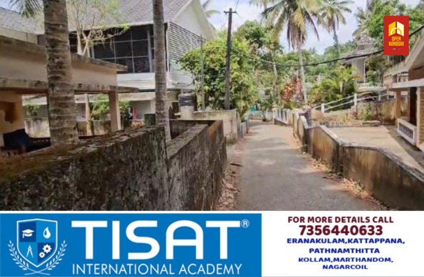 അടിമാലി ടൗണില് കാംകോ ജംഗ്ഷന് സമീപം രാത്രികാലത്ത് വീടുകളില് അപരിചിതന്റെ സാന്നിധ്യമുണ്ടായത് ആശങ്ക ഉയര്ത്തി.മോഷണം ലക്ഷ്യമിട്ടിയാള് വീടുകളില് കയറിയതായാണ് പ്രദേശവാസികളുടെ സംശയം