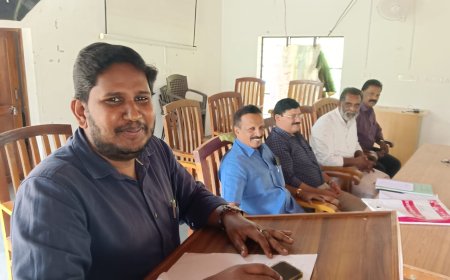 കട്ടപ്പന ഗവ. കോളേജിലെ  ആദ്യ 
ബാച്ച്  വിദ്യാർഥികളുടെ സൗഹൃദ  സംഗമം  നടന്നു