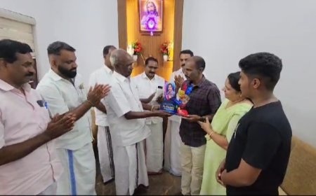 മികച്ച നാടകകൃത്യനുള്ള അവാർഡ് ലഭിച്ച കെ .സി ജോർജ്ജിനെ  സി.പി.ഐ.എം കട്ടപ്പന ഏരിയ കമ്മിറ്റിയുടെ നേതൃത്വത്തിൽ  അനുമോദിച്ചു