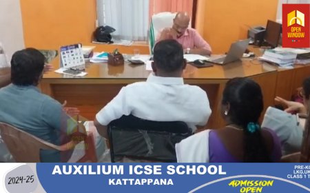 വണ്ടൻമേട്  പഞ്ചായത്ത് സെക്രട്ടറിക്കുമുമ്പിൽ   എൽ ഡി എഫ് അംഗങ്ങൾ  ഉപരോധ സമരം സംഘടിപ്പിച്ചു