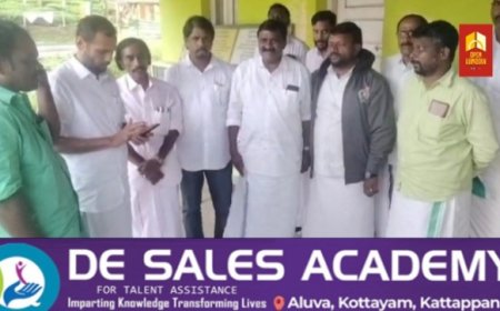 വണ്ടിപ്പെരിയാർ CHC യോടുള്ള അവഗണന; കോൺഗ്രസ് റിലേ ഉപവാസ സമരത്തിനെതിരെ അഴുത ബ്ലോക്ക് പഞ്ചായത്ത് ഭരണ സമിതി നടത്തിയ വാർത്താ സമ്മേളനത്തിനെതിരെ കോൺഗ്രസ് നേതാക്കൾ രംഗത്ത്