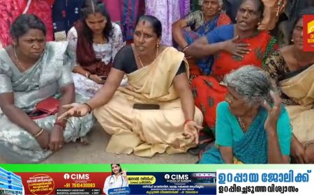 മൂന്നാറിൽ ദുരിതാശ്വാസ ക്യാമ്പുകളിൽ താമസിച്ചവരെ റവന്യൂ അധികൃതർ ഇറക്കിവിട്ടതോടെ പ്രതിഷേധം