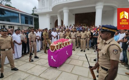 കെ സി ജോർജിന് സംസ്ഥാന സർക്കാരിൻ്റെ ഔദ്യോഗിക ബഹുമതി...ഗാർഡ് ഓഫ് ഓണർ നൽകുന്നു
