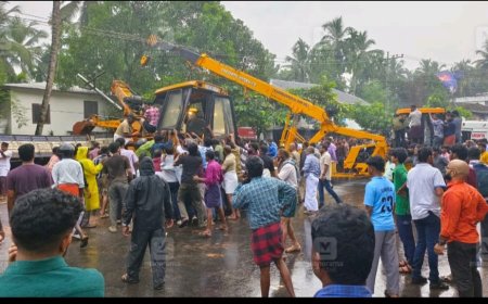പാലക്കാട് കല്ലടിക്കോട് സ്കൂൾ വിദ്യാർത്ഥികൾക്കിടയിലേക്ക് ലോറി ഇടിച്ചു കയറി; അപകടത്തിൽ ​4 കുട്ടികൾക്ക് ദാരുണാന്ത്യം