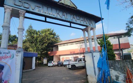 കട്ടപ്പന ഗവ. ഐടിഐ യിൽ, വിദ്യാർത്ഥികൾക്ക് അറ്റൻഡൻസ് നൽകിയതിൽ  ക്രമക്കേട്  എന്ന് എസ് എഫ് ഐ