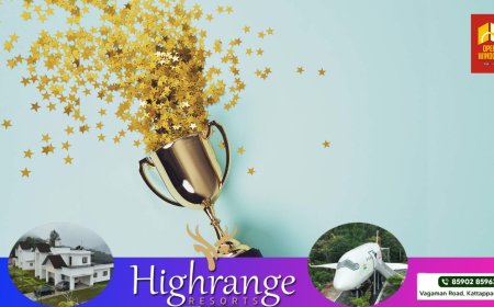 സംസ്ഥാന കര്‍ഷക തൊഴിലാളി ക്ഷേമനിധി ബോര്‍ഡ് അംഗങ്ങളുടെ മക്കള്‍ക്ക് ഉന്നത വിദ്യാഭ്യാസ അവാര്‍ഡ് വിതരണം നടത്തുന്നു