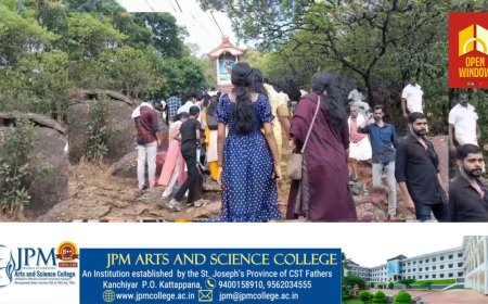 വാഗമൺ കുരിശ് മലയിൽ പീഡാനുഭവ സ്മരണ പുതുക്കി നൂറ് കണക്കിന് വിശ്വാസികൾ മലകയറി