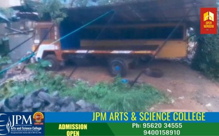 മാട്ടുക്കട്ട എസ് ആർ ഓട്ടോ ഗ്യാരേജിന് മുകളിലേക്ക് ഭീമൻ മരം കടപുഴകി വീണ് രണ്ട് വാഹനങ്ങൾക്ക് കേട് പാടുകൾ സംഭവിക്കുകയും ഗ്യാരേജ് പൂർണ്ണമായും തകരുകയും ചെയ്തു. തൊഴിലാളികൾ അത്ഭുതകരമായി രക്ഷപെട്ടു