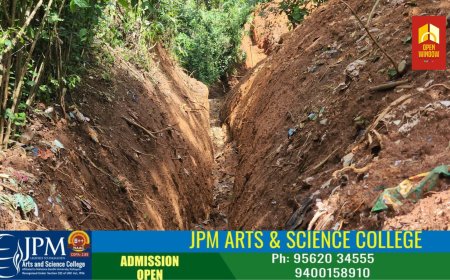 കാഞ്ചിയാർ പേഴുംകണ്ടത് നാട്ടുകാരുടെ നേതൃത്വത്തിൽ  ട്രഞ്ച് നിർമിച്ചു.മേഖലയിൽ കാട്ടനാ ശല്യം രൂക്ഷമായ സാഹചര്യത്തിലാണ് 1980 കാലഘട്ടത്തിൽ നിർമ്മിച്ച ട്രഞ്ച് നാട്ടുകാർ പുനർ നിർമ്മിച്ചത്