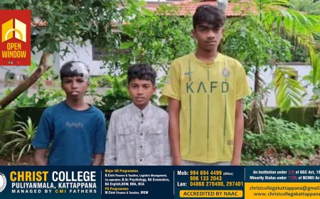 ആഴമുള്ള കുളത്തിലേക്ക് കൂട്ടുകാര്‍ താഴ്ന്നു; ചിന്തിക്കാൻ പോലും സമയമില്ലായിരുന്നു, മുങ്ങിയെടുത്ത്. ഈ മിടുക്കന്മാർ...!