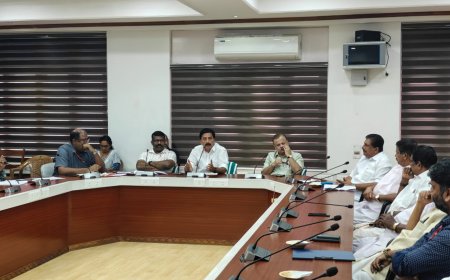 ഡാമുകള്‍ക്ക് ചുറ്റും നിയന്ത്രിത മേഖല ;
സര്‍വകക്ഷി യോഗം വിളിച്ചു 
മന്ത്രി റോഷി അഗസ്റ്റിന്‍