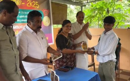 കട്ടപ്പന തൂങ്കുഴി അങ്കണവാടിയില്‍ പരീക്ഷാവിജയികളെ അനുമോദിച്ചു