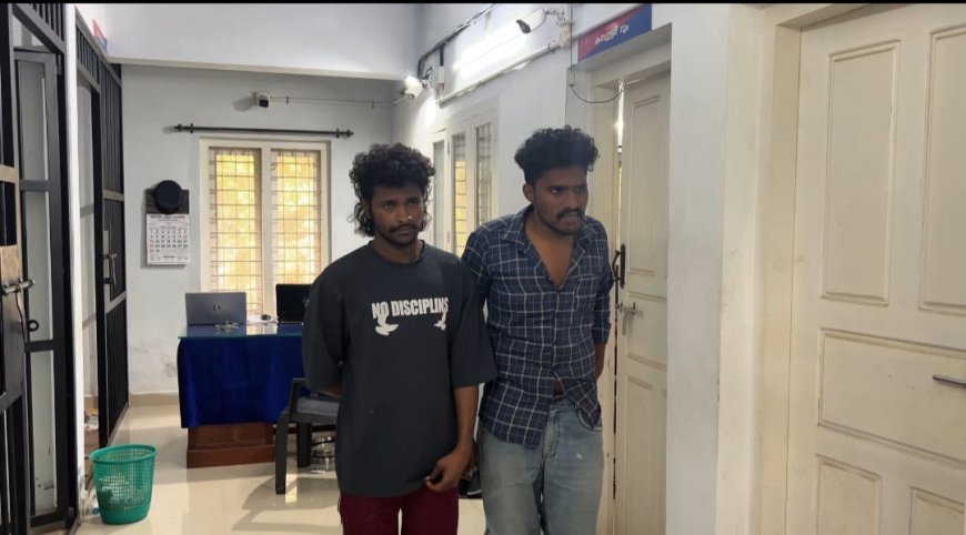 ഇടുക്കിയിൽ നിരവധി ഇരുചക്ര വാഹന മോഷണ കേസുകളിൽ പ്രതികളായ രണ്ട് യുവാക്കൾ പിടിയിൽ ;മോഷ്ടിച്ച ബൈക്കിൽ യാത്ര ചെയ്യവേ അടിമാലിക്ക് സമീപത്തു വെച്ച് വാഹനം അപകടത്തിൽ പെടുകയും പോലീസിന്റെ പിടിയിൽ ആവുകയുമായിരുന്നു