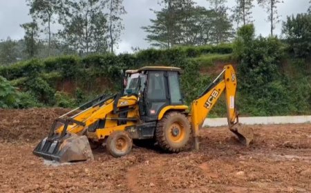 വണ്ടിപ്പെരിയാറിൽ മദ്യലഹരിയിൽ    ജെസിബിയിൽ സ്റ്റൻഡിങ് ;  മൂന്ന് പേർ  പോലീസ് പിടയിൽ