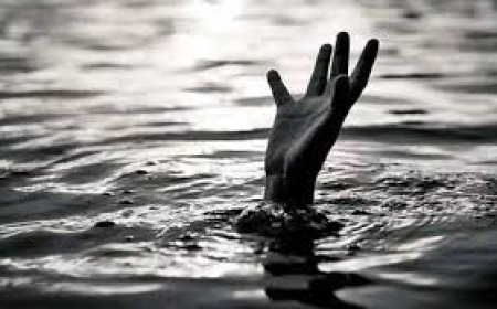 കട്ടപ്പനയാറിൽ ചാടിയ ആൾക്കു വേണ്ടി രാത്രി മുഴുവൻ തിരച്ചിൽ;വെള്ളത്തിൽ മുങ്ങിയ ആൾ വീട്ടിൽ സുഖ നിദ്രയിൽ