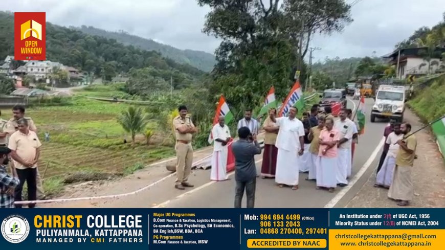 രാജാക്കാട് ഐ എൻ റ്റി യു സി ഡ്രൈവേഴ്സ് യൂണിയന്റെ നേതൃത്വത്തിൽ റോഡ് ഉപരോധിച്ചു