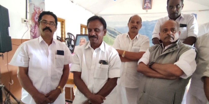 ഉമ്മൻചാണ്ടിക്ക് തുല്യം ഉമ്മൻചാണ്ടി മാത്രമാണെന്നും അദ്ദേഹത്തിന് ഒരു പകരക്കാരൻ ഒരിക്കലും ഉണ്ടാകില്ലെന്നും എഐസിസി അംഗം അഡ്വ. ഇ എം ആഗസ്തി