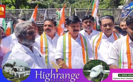 പിണറായി സർക്കാരും പാർട്ടിയും കൊള്ള സംഘമായി മാറിയെന്നും  ചട്ടഭേദഗതിയിലൂടെ സർക്കാർ ജനങ്ങളെ കൊള്ളയടിക്കുമ്പോൾ ക്ഷേത്രങ്ങൾ കൊള്ളയടിക്കുകയാണ് സിപിഎം ചെയ്യുന്നതെന്ന് സന്ദീപ് വാര്യർ