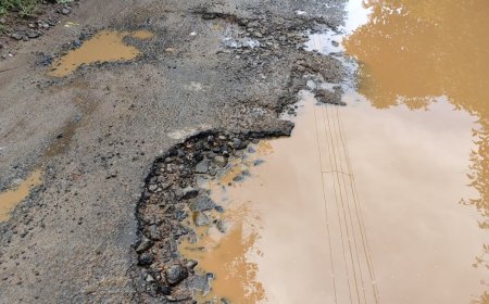 കുടിയേറ്റ കാലത്തോളം പഴക്കമുള്ള കാഞ്ചിയാർ ലബ്ബക്കട കാൽത്തൊട്ടി റോഡിന്റെ നവീകരണം ഉടൻതന്നെ പൂർത്തീകരിക്കണം എന്ന ആവശ്യവുമായി പ്രദേശവാസികൾ രംഗത്ത്