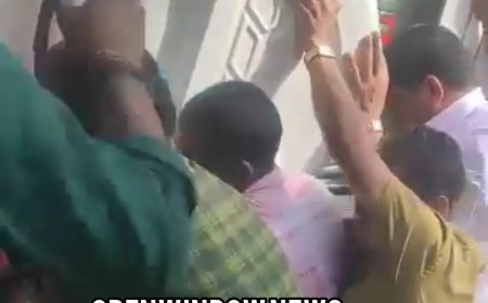 ​കുമളി മുരിക്കടിയിൽ വിനോദസഞ്ചാരികളുടെ വാഹനം മറിഞ്ഞു; 18 പേർ അത്ഭുതകരമായി രക്ഷപ്പെട്ടു.