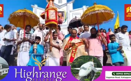 പണിക്കൻകുടി സെൻറ് ജോൺ മരിയ വിയാനി പള്ളിയിൽ ഇടവക മധ്യസ്ഥനായ വിശുദ്ധ ജോൺ മരിയ വിയാനിയുടെയും പരിശുദ്ധ കന്യകാമറിയത്തിൻ്റെയും വിശുദ്ധ സെബസ്ത്യാനോസിൻ്റെയും തിരുനാളിന് കൊടിയേറി