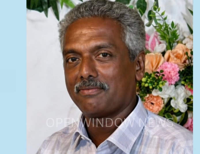 തൊടുപുഴ  കോടിക്കുളത്ത്  റൂഫംഗ് ജോലിക്കിടെ തലയില്‍ ഇരുമ്പ് പൈപ്പ് വീണ് പരുക്കേറ്റ് ചികിത്സയിലായിരുന്ന വര്‍ക്ക്‌ഷോപ്പ് തൊഴിലാളി മരിച്ചു.