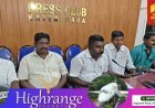 വണ്ടൻമേട്ടിൽ 40 വർഷമായ ഭരണഘടനാ ശിൽപി ഡോ.ബി.ആർ. അംബേദ്കറുടെ സ്മൃതി മണ്ഡപം പൊളിച്ചുമാറ്റാൻ നടത്തുന്ന നീക്കത്തിനെതിരെ തിങ്കളാഴ്ച വൈകീട്ട് നാലിന് വണ്ടൻ മേട്ടിൽ അംബേദ്കർ അയ്യൻകാളി കോഡിനേഷൻ കമ്മിറ്റിയുടെ നേതൃത്വത്തിൽ പ്രതിഷേധ മാർച്ചും ധർണയും നടക്കും.