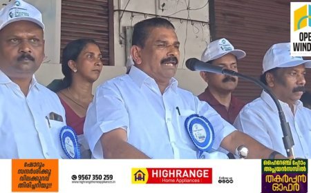 'കൈയ്യോടു കൈ - കൈകോർക്കാം മാലിന്യരഹിത പുതുയുഗകേരളത്തിനായി' എന്ന സന്ദേശമുയർത്തി കട്ടപ്പന നഗരസഭയുടെ നേതൃത്വത്തിൽ ശുചിത്വ സന്ദേശ റാലിയും സിഗ്നേച്ചർ ക്യാമ്പയിനും സംഘടിപ്പിച്ചു