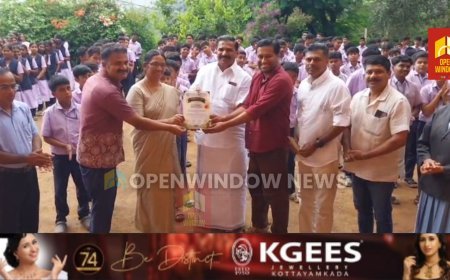 കട്ടപ്പന മുളകരമേട് സ്വദേശി അതുലിന് പുതുജീവൻ നൽകാൻ സുമനസുകളുടെ സഹായം തേടി കുടുംബം. മജ്ജ മാറ്റിവയ്ക്കൽ ശസ്ത്രക്രിയയ്ക്കായി വേണ്ടത് 60 ലക്ഷത്തോളം രൂപ.
ചികിത്സാ സഹായത്തിനായി കട്ടപ്പന മർച്ചന്റ് യൂത്ത് വിംഗും വെള്ളയാംകുടി സെൻറ് ജെറോംസ്  സ്കൂളും ചേർന്ന് നടത്തിയ ബിരിയാണി ചലഞ്ചിലൂടെ സമാഹരിച്ച എൺപത്തിഅയ്യായിരം രൂപ നഗരസഭാ ചെയർപേഴ്സൺ ജോയി വെട്ടിക്കുഴിക്ക് സ്കൂൾ ഹെഡ്മിസ്ട്രസ്  ബിൻസി സെബാസ്‌റ്റ്യൻ കൈമാറി.
